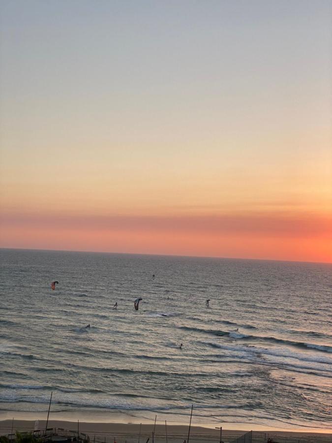 Apartment Oskar Beach Bat Yam Exterior foto