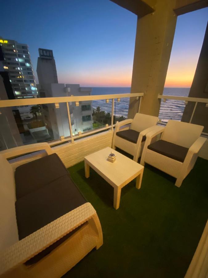 Apartment Oskar Beach Bat Yam Exterior foto