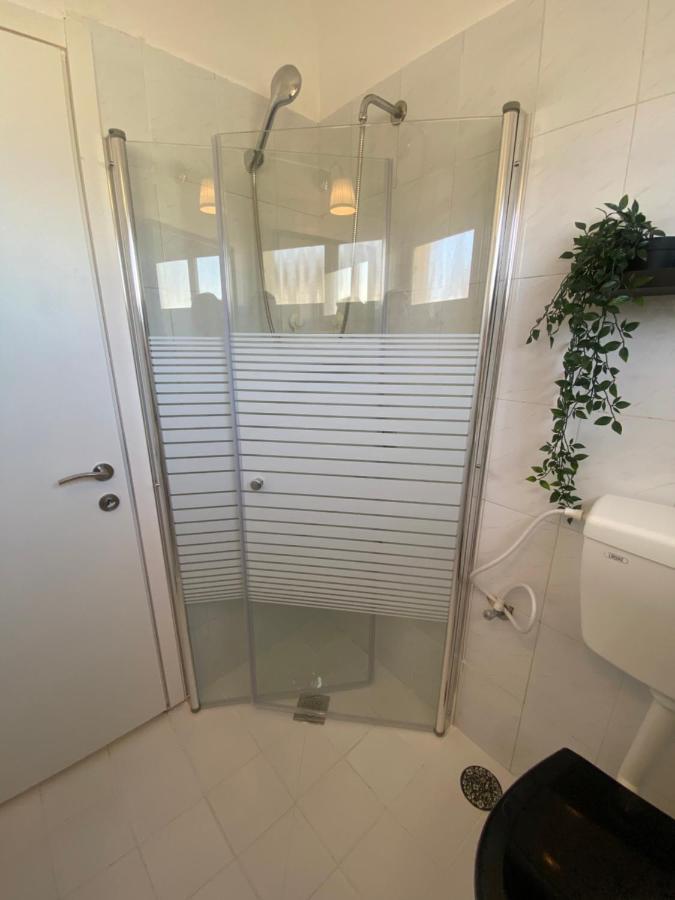 Apartment Oskar Beach Bat Yam Exterior foto